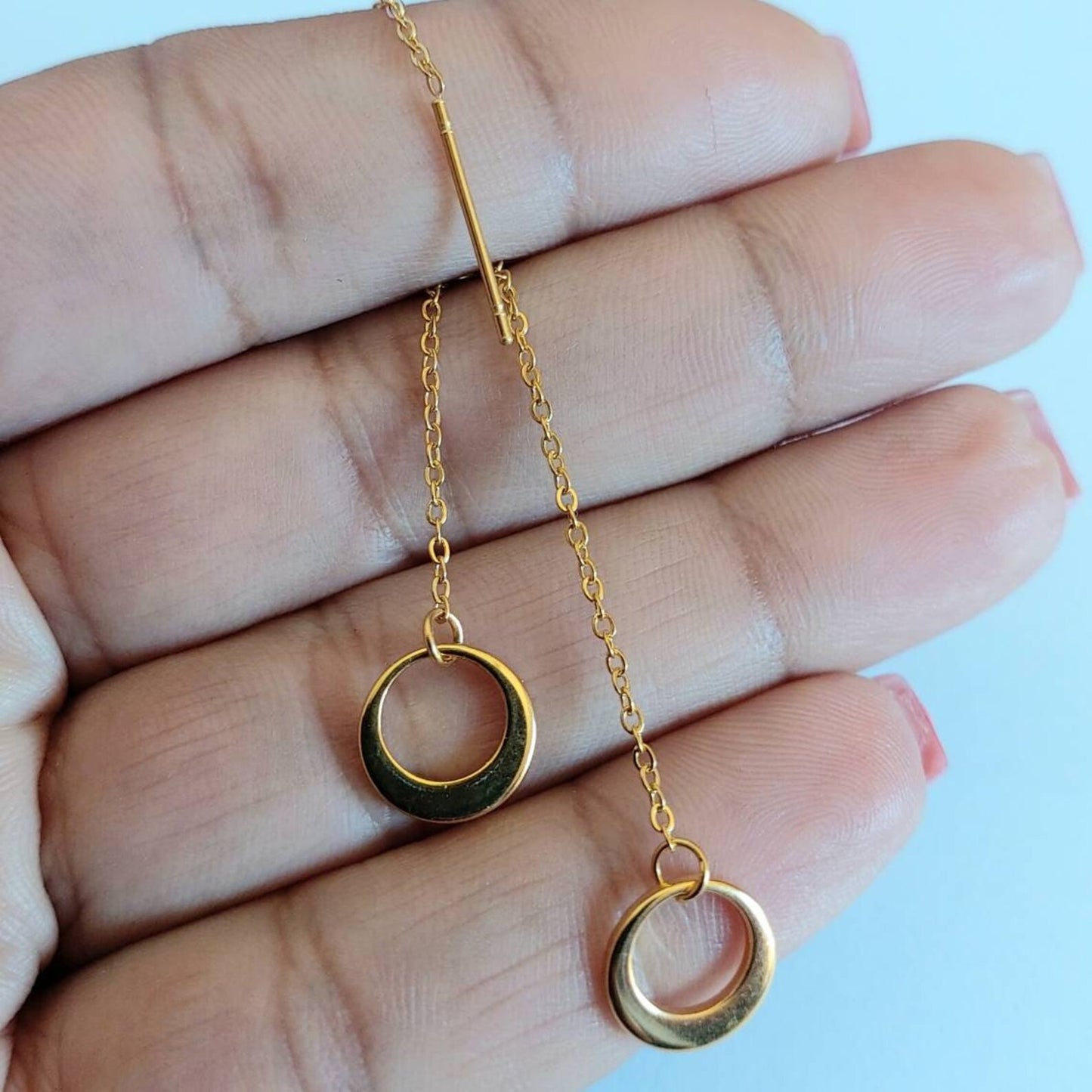 Simple threader earrings gold with circle