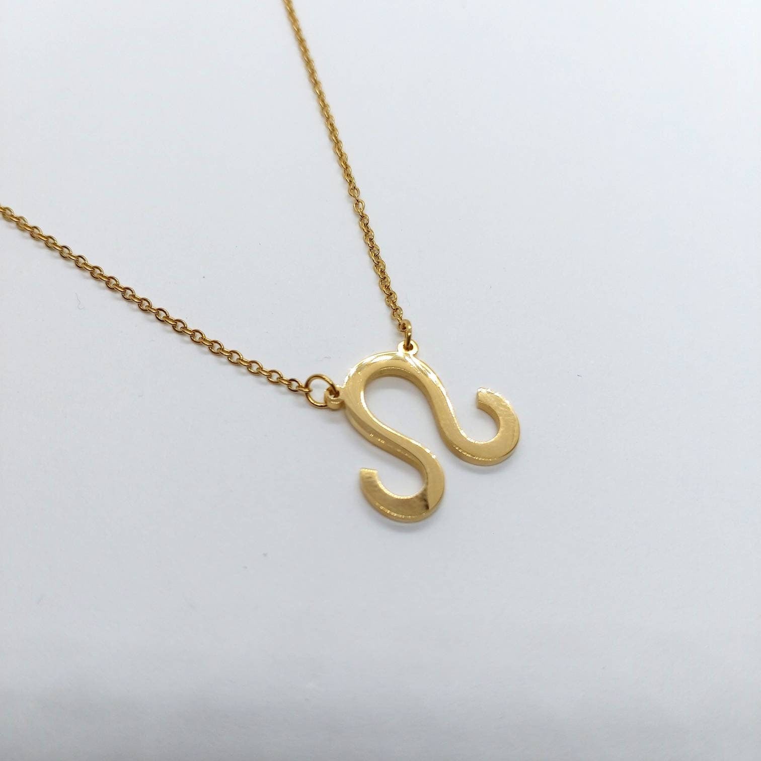 Leo jewelry , leo chain necklace , leo chain necklace , gold zodiac necklace , leo zodiac necklace , gold filled necklace ,leo pendant gold