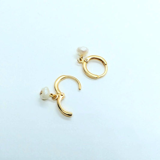 Real pearl earrings , 24K gold filled earrings , Gold hoop earrings ,gold filled earrings , Dangle earrings pear hoop earrings, small hoops