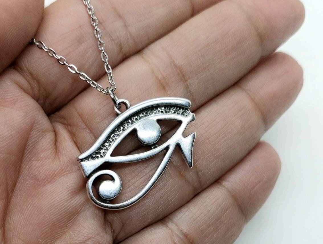 Eye of Horus necklace , Egyptian necklace , Eye of Ra necklace , Egyptian eye chain necklace , Eye of Horus pendant