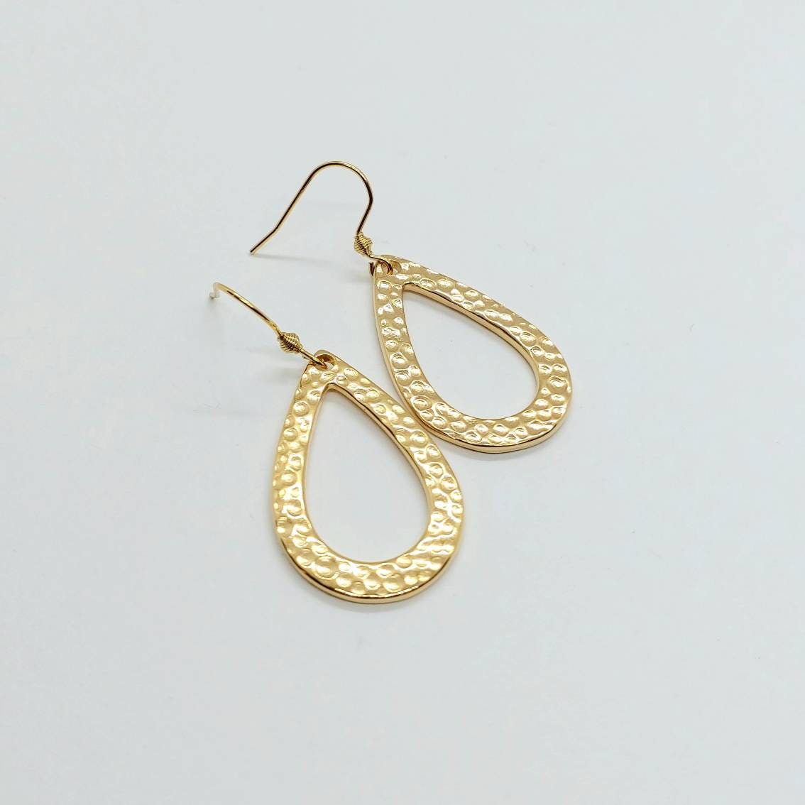 Teardrop gold earrings , drop earrings , 24k gold plated earrings , hammered drop earrings , gold teardrop earrings , minimalist earrings