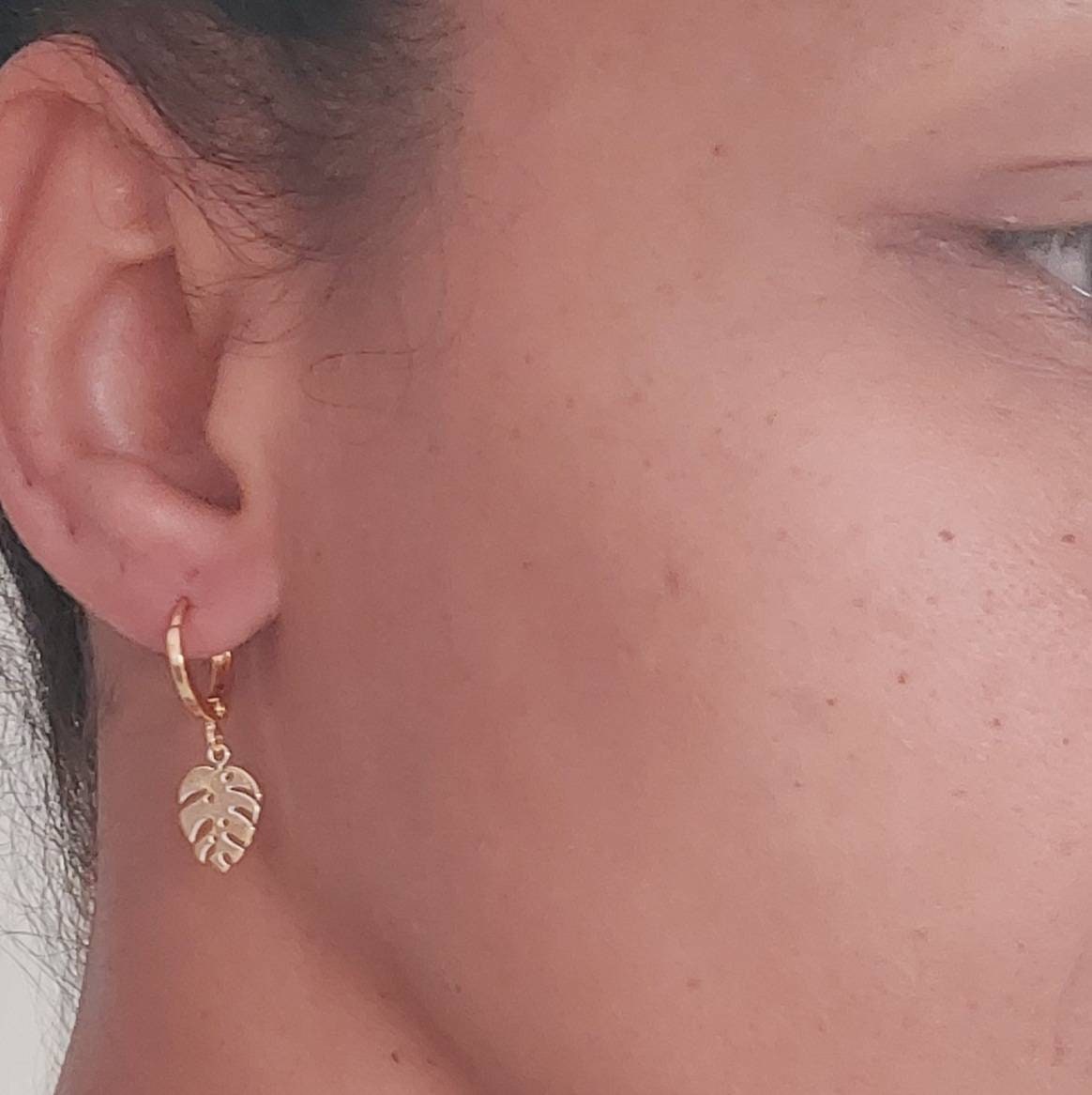 Monstera earrings , monstera deliciosa earrings , leaf hoop earrings , montera adansonii earrings , gold plated earrings, plant earrings