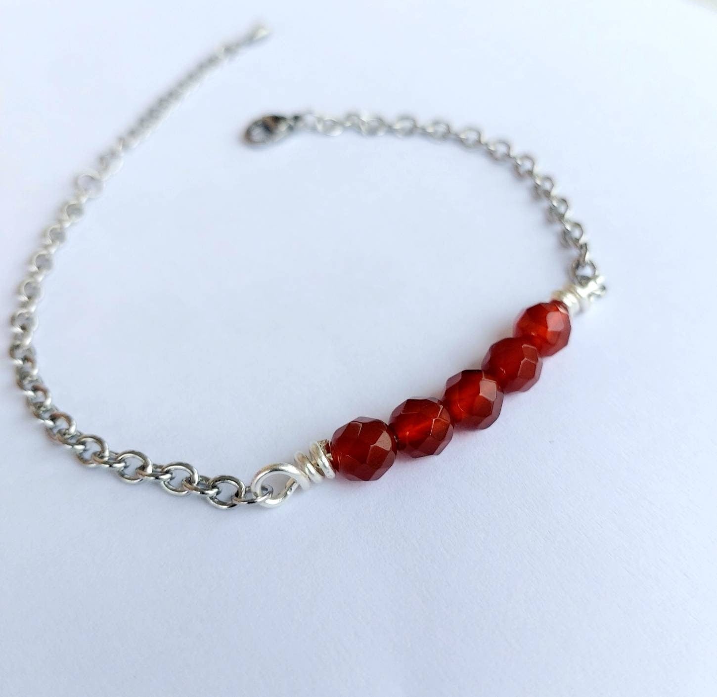 Carnelian bracelet , carnelian jewelry , gemstone bracelet , carnelian crystal bracelet , beaded bracelet , faceted carnelian bracelet