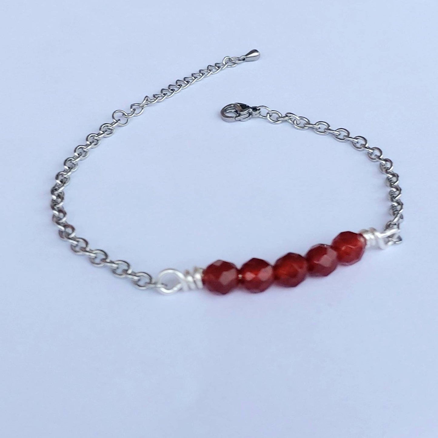 Carnelian bracelet , carnelian jewelry , gemstone bracelet , carnelian crystal bracelet , beaded bracelet , faceted carnelian bracelet