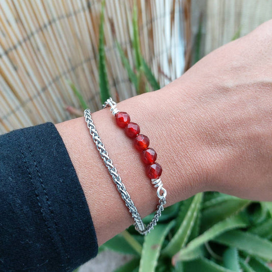 Carnelian bracelet , carnelian jewelry , gemstone bracelet , carnelian crystal bracelet , beaded bracelet , faceted carnelian bracelet