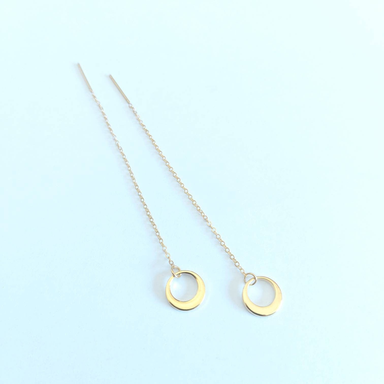 Simple threader earrings , threader earrings gold with circle , everyday earrings , dainty threader earrings , minimalist earrings