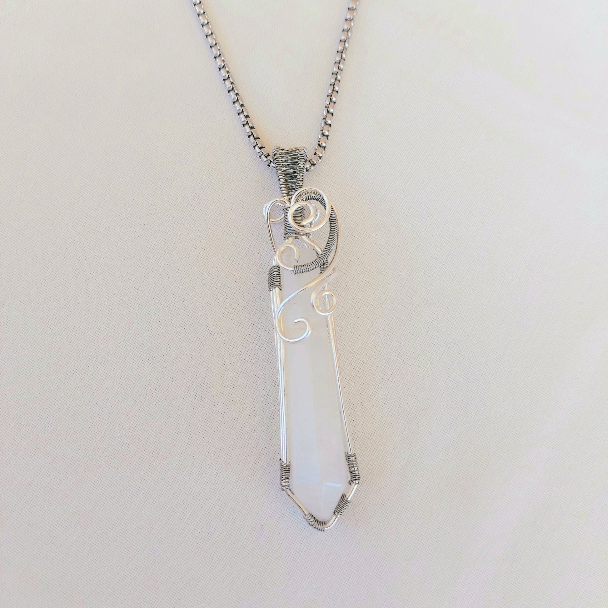 White quartz pendant , milky quartz crystal necklace , semi precious stone crystal necklace , healing crystal wire wrapped necklace