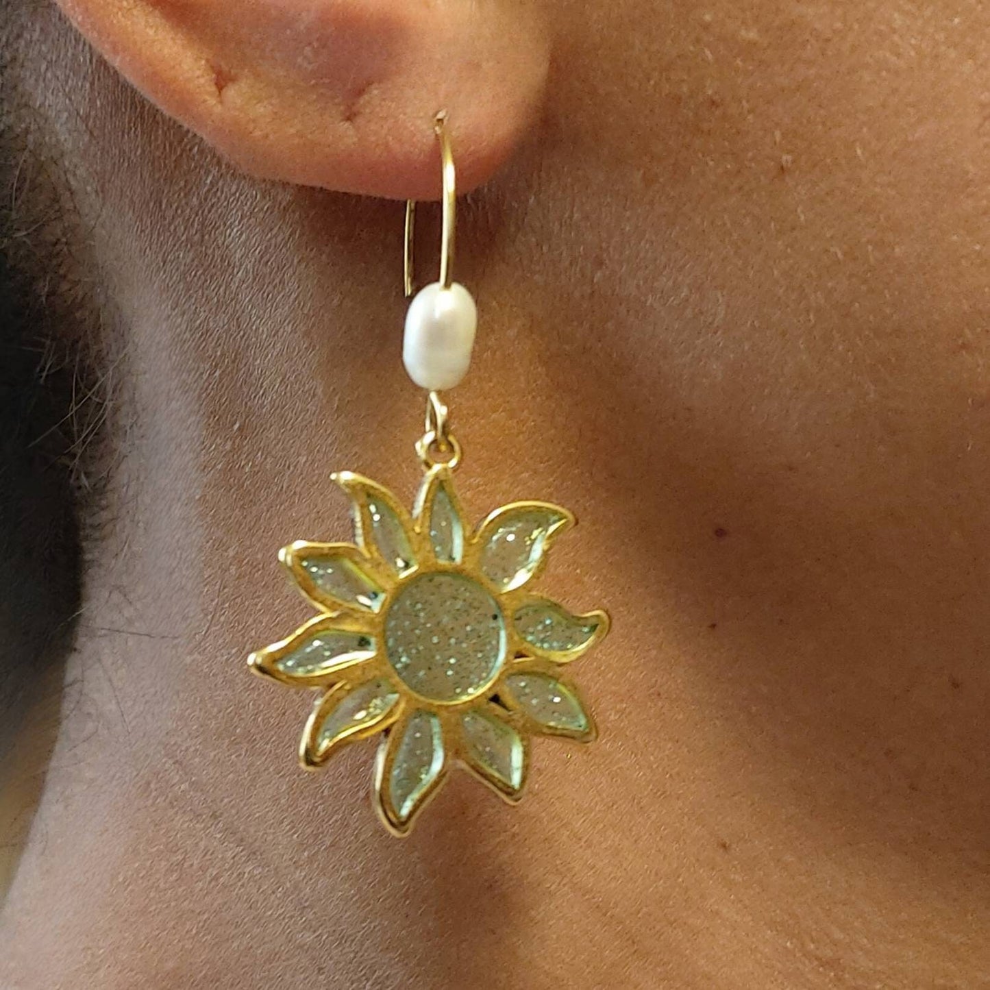 Sunflower earrings , sunflower earrings dangle , sunflower dangle earrings with pearl , hook sunflower earrings