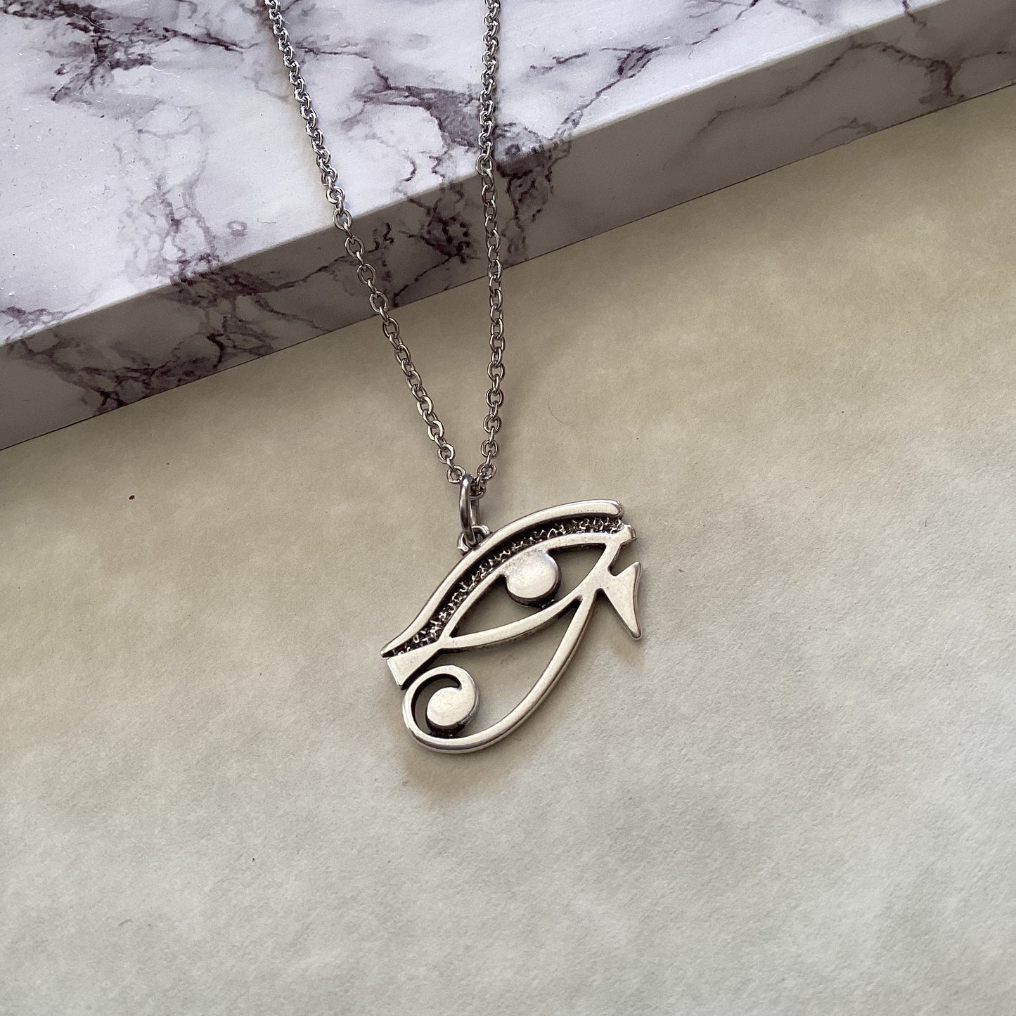 Eye of Horus necklace , Egyptian necklace , Eye of Ra necklace , Egyptian eye chain necklace , Eye of Horus pendant