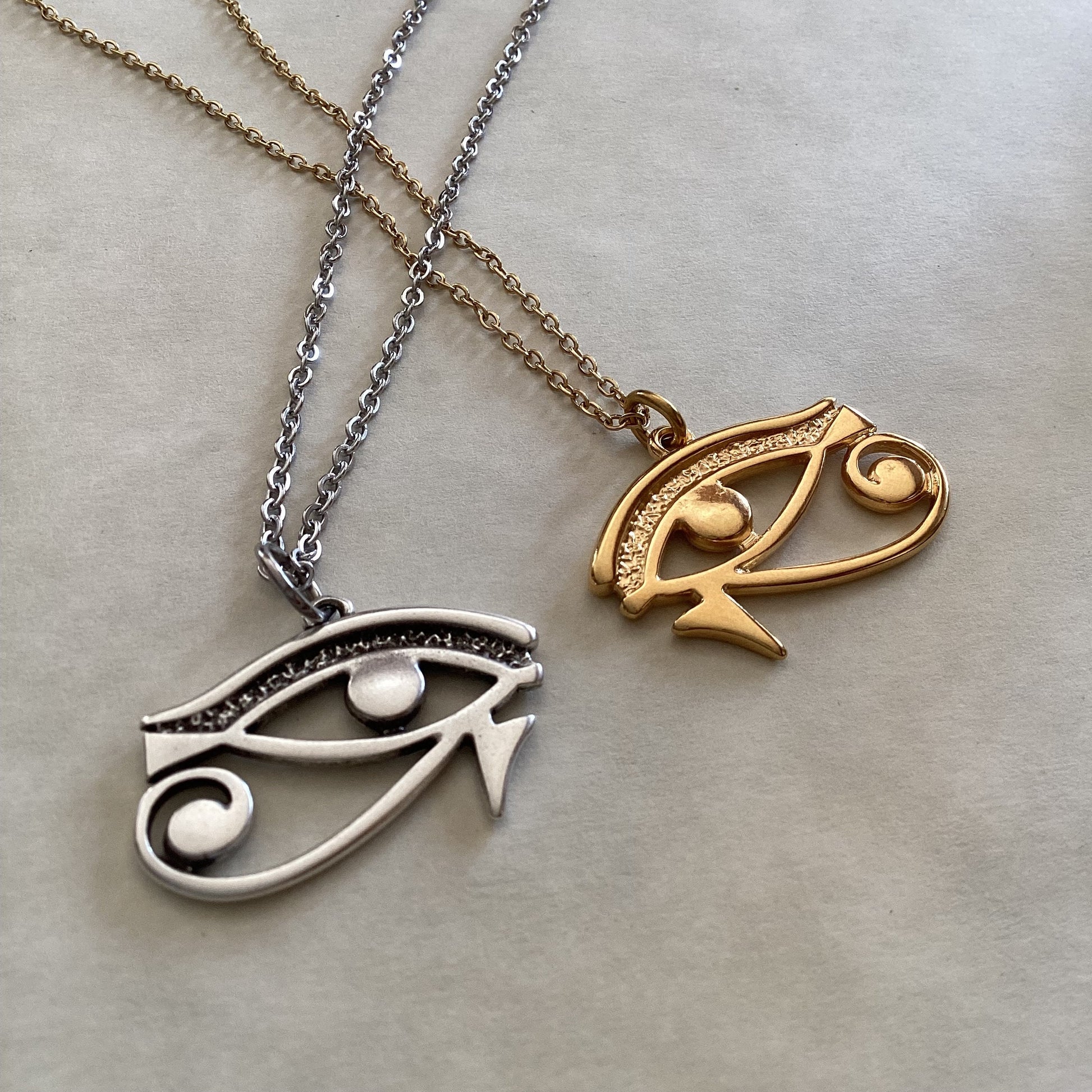 Eye of Horus necklace , Egyptian necklace , Eye of Ra necklace , Egyptian eye chain necklace , Eye of Horus pendant