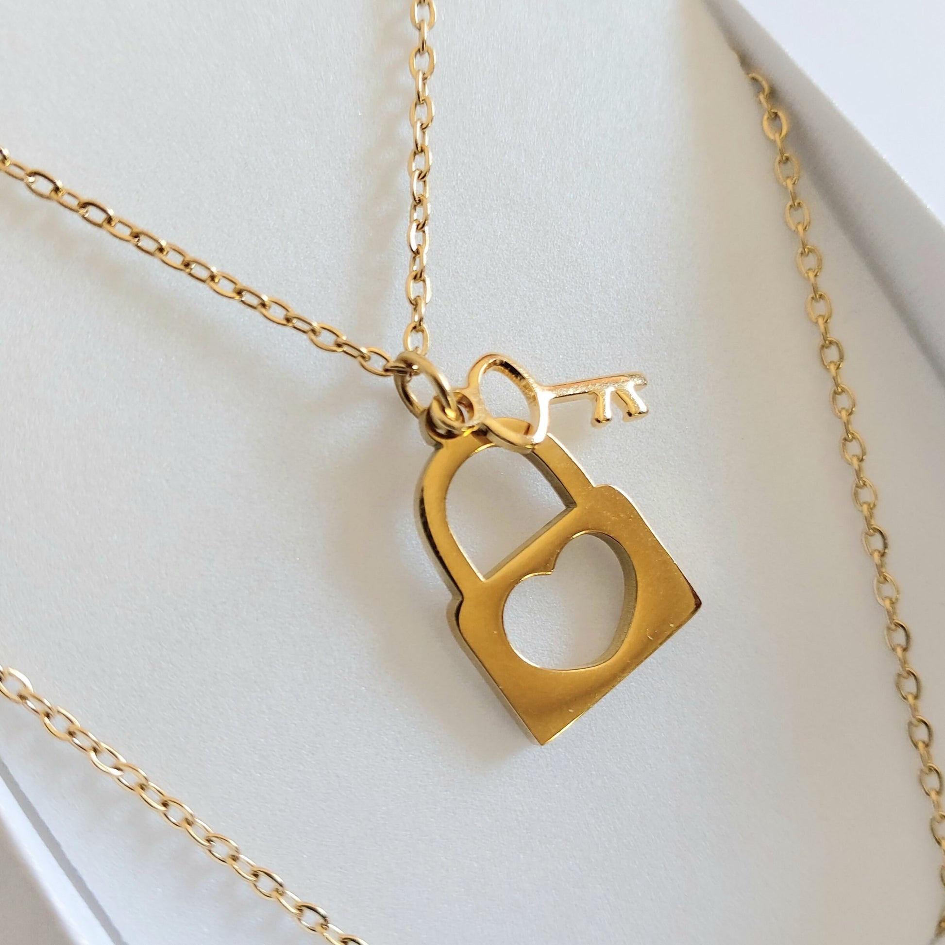 Lock and key gold filled stainless steel dainty necklace gift for her , Gold Padlock waterproof necklace