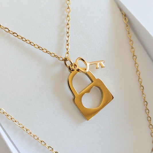 Lock and key gold filled stainless steel dainty necklace gift for her , Gold Padlock waterproof necklace